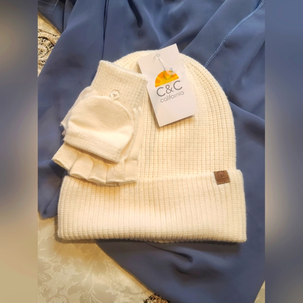 ⭐️ C & C California 2 Piece Set Beanie and Gloves [ Read Details ]